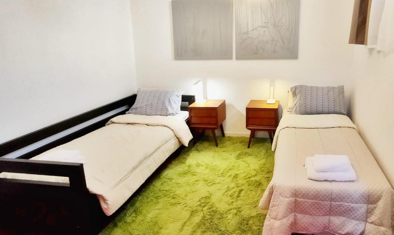 House With Large Terrace, Jacuzzi And Gated Parking For One Car Villa Montevideo Bagian luar foto